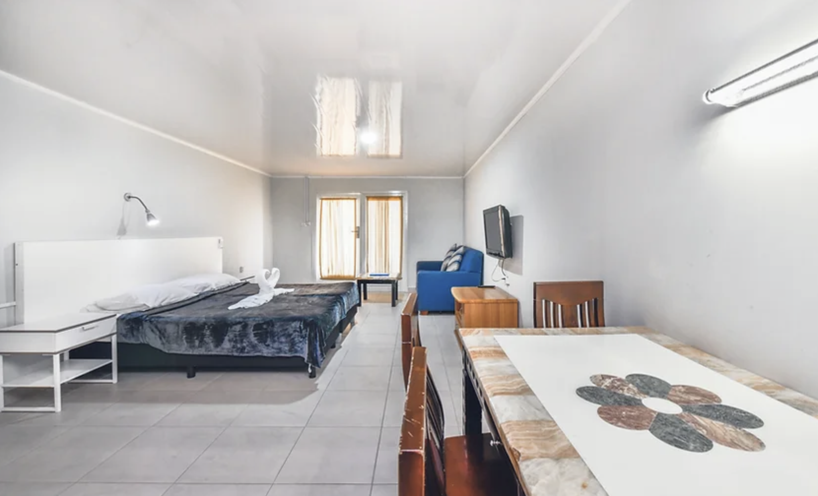 studio room on aruba blue village